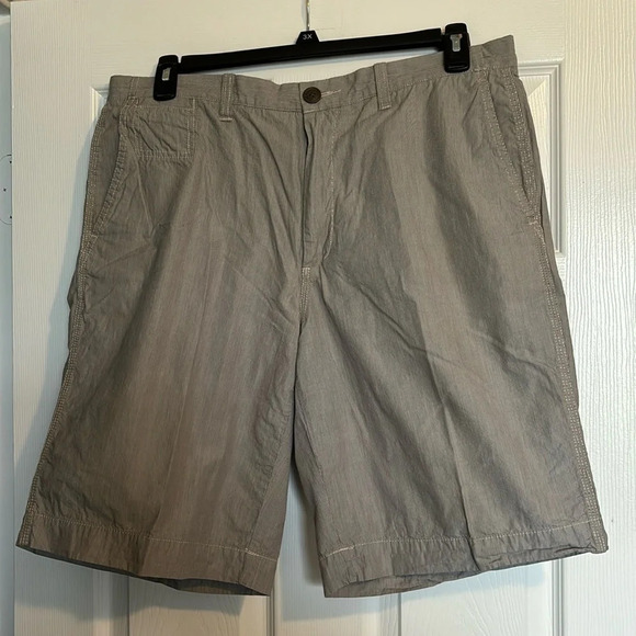 Club Room men’s blue and white striped shorts size 36 - Picture 1 of 7